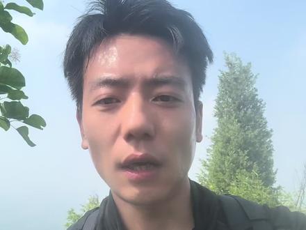 西安送灯台到圣寿寺的路线真的很适合新手!历史挺久的,走起来也简单
一路上能路过圣寿寺隋塔、古槐、竹林,还有小溪,风景特别秀丽~
不想爬山的话,直接去圣寿寺的小溪边玩也超舒服,夏日风景绝了!
#爬山 #户外 #这是一种新的爬山方式 #送灯台 #西安旅游