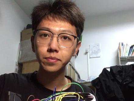 趣味单片机实验,基于51单片机和LD3320语音模块的遥控避障语音小车(开源方案见评论区)#单片机编程 #智能小车