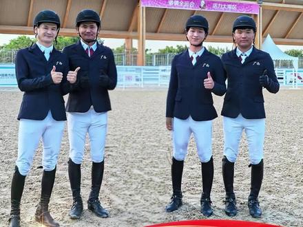 太帅了!广西马术队获得历史上首枚马术金牌!#第十五届运动会 #广西 #首枚马术金牌