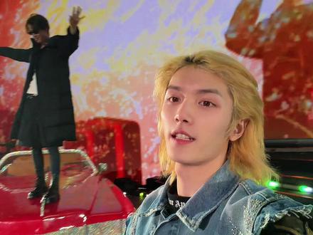 这是一条跨越2025和2026的记录~
#演唱会现场 #vlog #ONER狂欢巡演日记 #ONER演唱会济南站