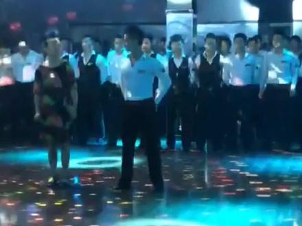 舞厅带来新的舞种:男教练,不一样的消费你买单了吗