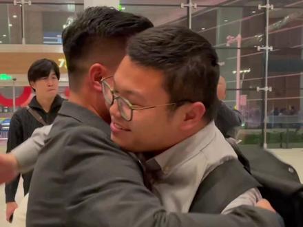 27岁小伙已从伊朗回到广州!感谢祖国的强大和同事的“云救援” #被同事云救援小伙平安抵穗 #媒体精选计划