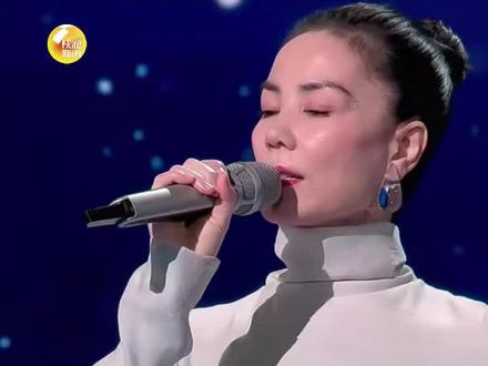电视剧《主角》主题曲发布,王菲陕西话演唱惊艳网友。#王菲