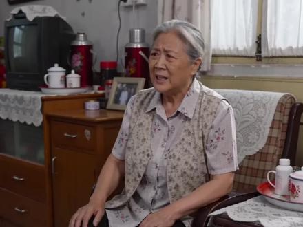 “硅与电搭建出的灵魂,比某些血与肉聚合更接近人,爱上一段代码并不可怕,毕竟我也只是一堆细胞”#U航 @U航 #精灵璇 #首形科技 @首形科技 AheadForm