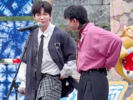 《王妃》纯享版#王妃 #乐在旅途 #胡夏 #白举纲