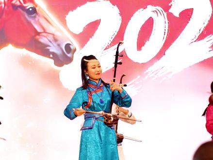 2026全日本华侨华人马年春节联欢晚会,于2026年1月31日晚,在东京隆重举行。
来自中日两国政界、侨界、文化界的嘉宾与在日华侨华人欢聚一堂,共迎新春。
#春晚#华侨华人#山西人在日本 #全华联春晚#东京春晚
@日出商服 @无印LF @無印之旅