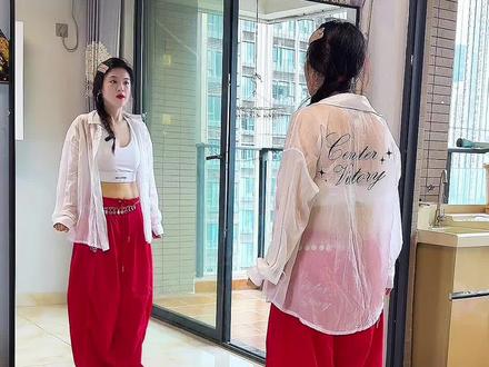背面完整版请关注@楚楚~起舞💃🏻 九百九十九朵玫瑰抒情舞背面完整版慢动作口令分解教学#九百九十九朵玫瑰#广场舞教学#舞蹈分解教学视频 #楚楚爵士广场舞@抖音小助手 @抖音作者助手