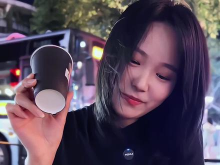 垃圾就该扔进垃圾桶!#男女情感 #共鸣