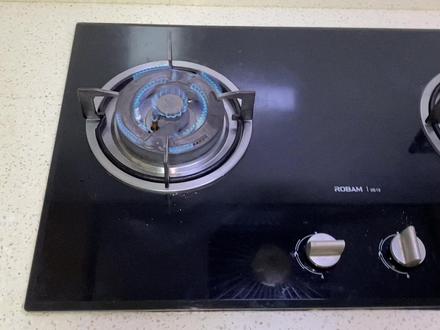 燃气灶点火后几秒自动熄灭?很简单,师傅告诉你什么原因 #燃气灶 #家电维修 #水电工 #生活小窍门 #知识