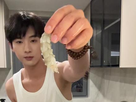 邪修做饭就是快#vlog日常#短剧演员#肖文宇#邪修意面