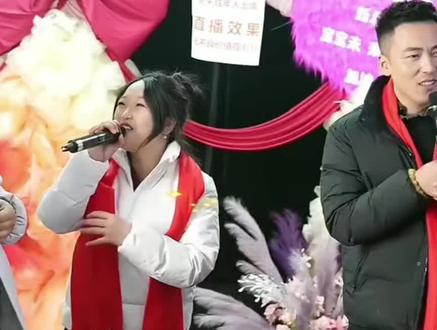 @小远不太远 #直播录屏分享 ,曽经那个不可以世的男孩,如今还会害羞了