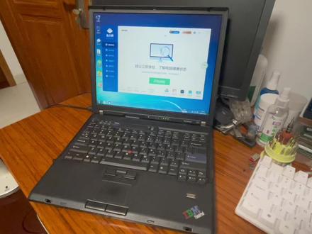 古董IBM thinkpad t60拆机清灰