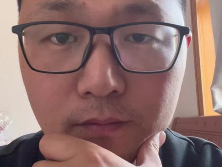 再具体分享一下出国带钱,带卡,少量现金,银联卡,visa卡,万事达卡,还有微信支付宝都可以消费,很方便#韩国生活vlog #韩国生活 #出国 #韩国旅游
