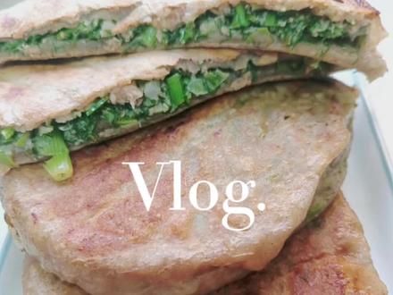 #懒人快手菜 荞麦茴香馅儿饼,一起学起来吧~很简单很健康……美好的一天从早餐开始哦#抖音美食创作人 #抖音推荐 @抖音小助手