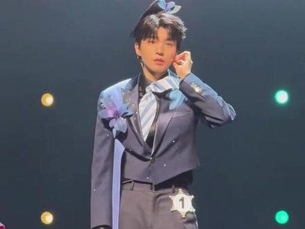 拜托大家一定不要再拍了 遵守规则 尊重演员
cr: wb
#王俊凯 #趁世界还年青 #话剧