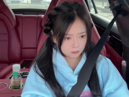 悲伤不会消失,悲伤只会转移。#情侣 #搞笑