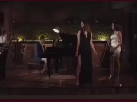 人生是很短暂的,要珍惜现在的美好生活,要珍惜身边的每一个亲人