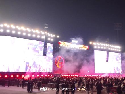 《重庆魂》➕《朝天门》两首无缝衔接,直接蹦爽了!#GAI#昆明春城觉醒穹顶说唱演唱会 #朝天门 #重庆魂