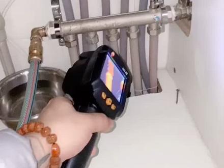 家中地暖放水就热,不放就冷了是怎么回事儿?今天告诉大家是什么原因,该如何解决!