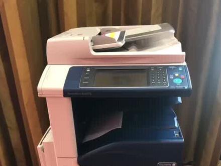 施乐4070-5070 使用简单介绍,如何更换硒鼓粉盒,客户酒店临时拍的 见谅