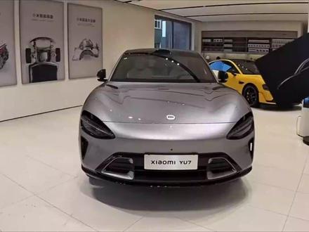 吹爆还是踩烂?不吹不黑聊聊小米 YU7 #小米 #小米YU7 #汽车 #dou是好车 #青年创作者成长计划