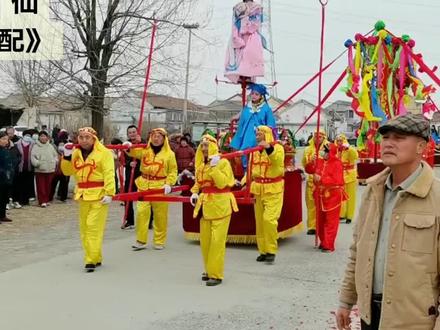 周村芯子…《天仙配》 #非遗文化传承人 #民俗文化展示 王村镇栗家村今年将出台两台芯子,《天仙配》《红楼梦》,期待正月十四、十五,恒星路见