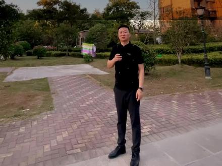 顶不住了#降价 本地动迁大两房!#同城优先 #一个敢说真话的房产人 #地铁口的房子 #美罗家园罗秀苑