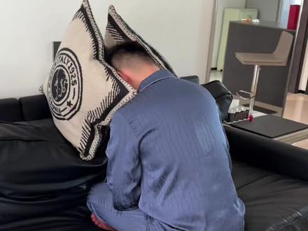 男人也不好哄了…#搞笑 #百雀羚超A瓶礼盒