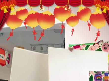 亲子手工🎨寒假带孩子在家做一匹氛围感拉满的小马立体摆件吧!
材料:KT板 宣纸 瓦楞纸 丙烯 丙烯马克笔 美纹胶 热熔胶枪等
一起来装扮春节氛围感的家!
#亲子手工 #马年手工 #手工小马 #瓦楞纸手工 #春节手工