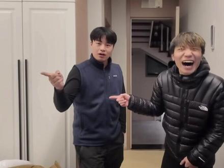 我称之为年度视频最好笑的片段哈哈哈哈哈哈哈哈哈#阿哲和倩怡 #年度视频 #刘哲 #搞笑#阿哲什么都会