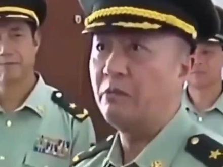 秦天将军:“瞄什么瞄,端枪就来打不着不要紧,打不着他得躲。。”都是实战总结的经验#秦天#将门虎子经验 #老山精神 #对越自卫反击战