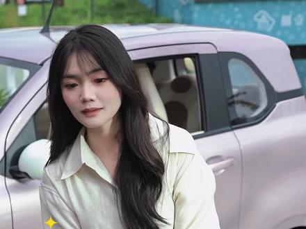 3.49万起!内饰升级大屏可以看剧哄孩子!太实用了~#奔腾小马#吴艳妮新宠雪樱粉#2026款奔腾小马焕彩上市