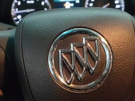 别克胎压灯亮,需要专用胎压复位仪进行学习。#汽车维修技术 #专业维修保养 #汽车知识