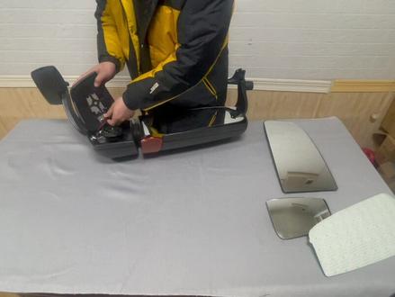 重汽豪沃A7倒车镜拆卸视频后视反光镜总成