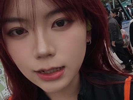 南宁马拉松我来啦~这次在C区,明天赛道在看见榴莲自助前尽量430配速么,我怕太晚去只能吃榴莲皮了😋~欢迎打招呼嘻嘻。#2025南宁马拉松#南宁马拉松#跑步我是认真的#马拉松#跑步