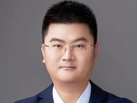 泗阳杰出人物城厢人胡学飞。