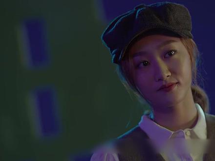 王子文、刘宇宁、蒋欣《玫瑰丛生》 瑜看到鸾鸾的剧后,才明白自己的过去被她知道了#王子文#刘宇宁#蒋欣#玫瑰丛生