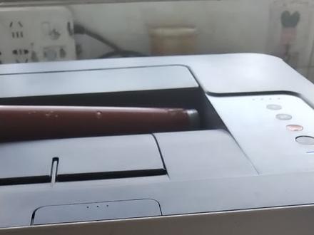 联想彩色打印机CS1831w卡纸不要用尖锐的东西去取纸,更换定影上辊故障排除#打印机维修 #打印机 #办公设备 #专业维修 #办公耗材