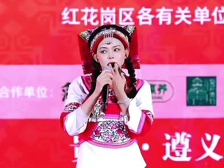 阿冷团队“一曲串烧,串起的是山歌,是记忆,是血脉,是永不褪色的民族回响。”#姐妹团队 #山歌#阿朱大舞台 @遵义阿冷618 @阿冷 618