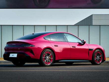 小米:致敬保时捷!尚界:???#尚界Z7 #小米SU7 #dou是好车