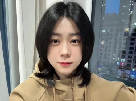 #韩红#陈丽君#镖人#新龙门客栈
韩红老师的学生
陈丽君爆火出圈