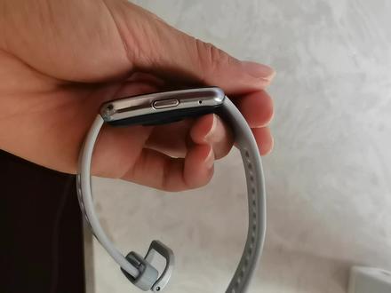 哈哈,我学会了华为watch fit更换表带,教给大家,还有不会换表带的吗?#玩儿个很新的东西 #数码科技 #华为手表 #华为