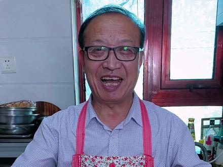 陕西手工辣子花卷做法,陕西最家常的一道面食,早餐或者晚餐都美的很。#抖音美食创作者 #一起吃饭吧