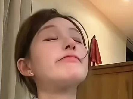 这个赵露思略略略好可爱 虽然 但是你是大明星!😭#赵露思 #方大同 #赵露思唱歌 #特别的人