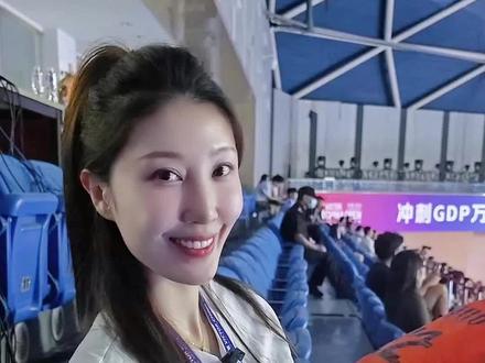 原来羽毛球比赛的裁判员有十二个!你有注意到嘛?#羽毛球 #羽毛球知识#羽毛球比赛