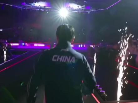 太喜欢莎莎这个出场动画了#孙颖莎#新加坡大满贯