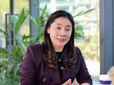 高情商职场人是怎样拜年的 鹰姐一招教你搞定#拜年#职场#职场小白