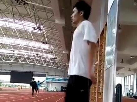 听说北体航航三个一级,不知道能不能跑过视频里这个人。#体育特长生 #田径