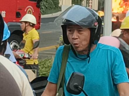 环城南路艾博尔医院潘火桥下面希望人没事。。。