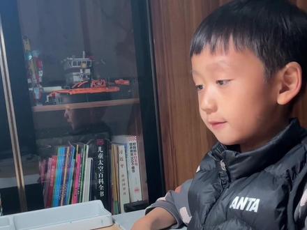 #日常vlog 分享纸飞机-雄鹰